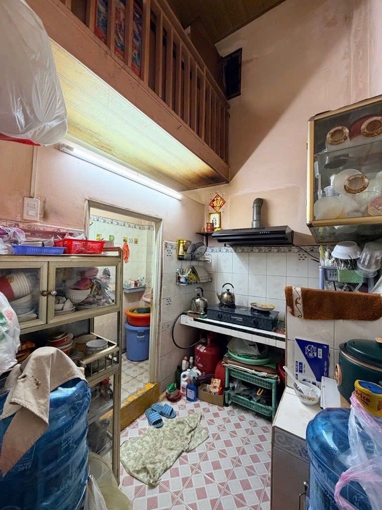 BÁN NHÀ VÕ VĂN KIỆT QUẬN 1, HXH THÔNG, DT 60M2 SÀN, CHỈ 5,2 TỶ CÒN TL MẠNH