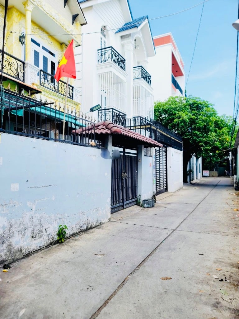 thuviennhadat.vn