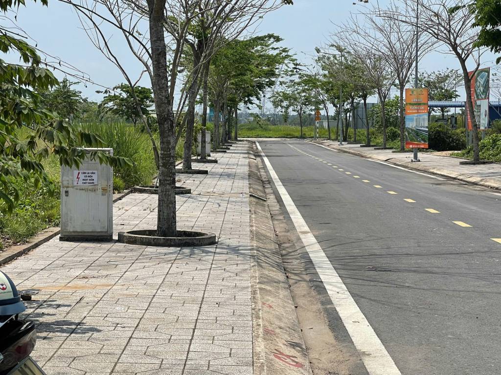 thuviennhadat.vn