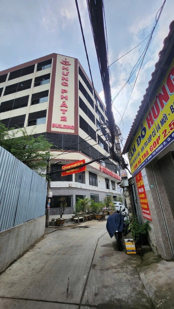 Bán tòa CHDV hẻm 574 đường Sinco, 225m2 ngang 6,4x36m, 6 tầng thang máy, 13 phòng thiện chí bán