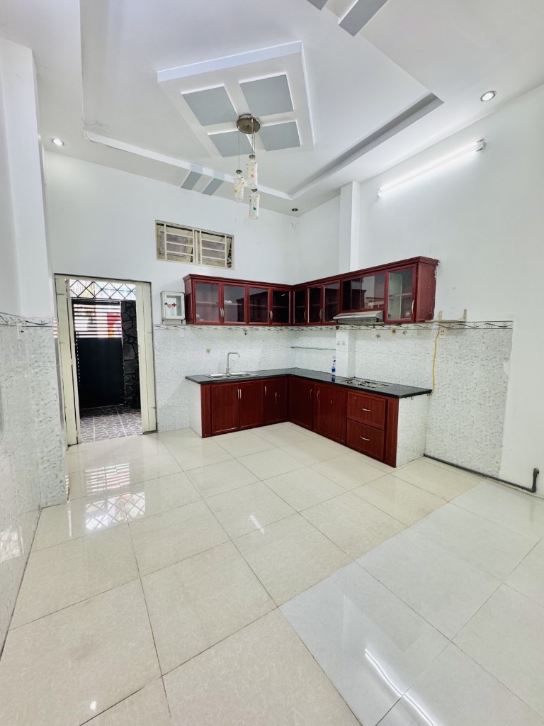 Bán nhà 2 mặt tiền Hương Lộ 2, Bình Tân, hẻm xe hơi, 68m2 ngang 4x17m, 4 tầng 4PN 4WC