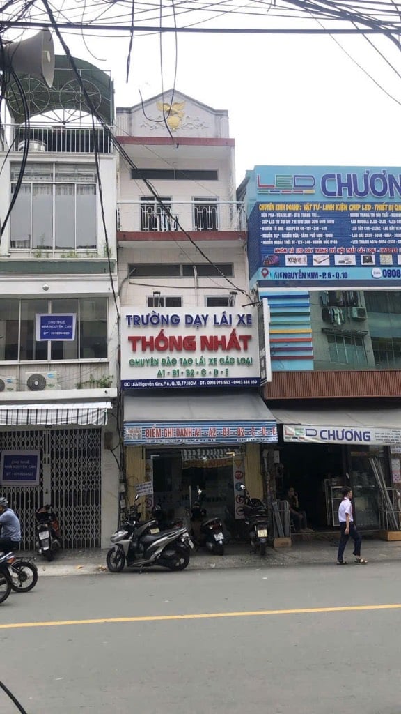 thuviennhadat.vn