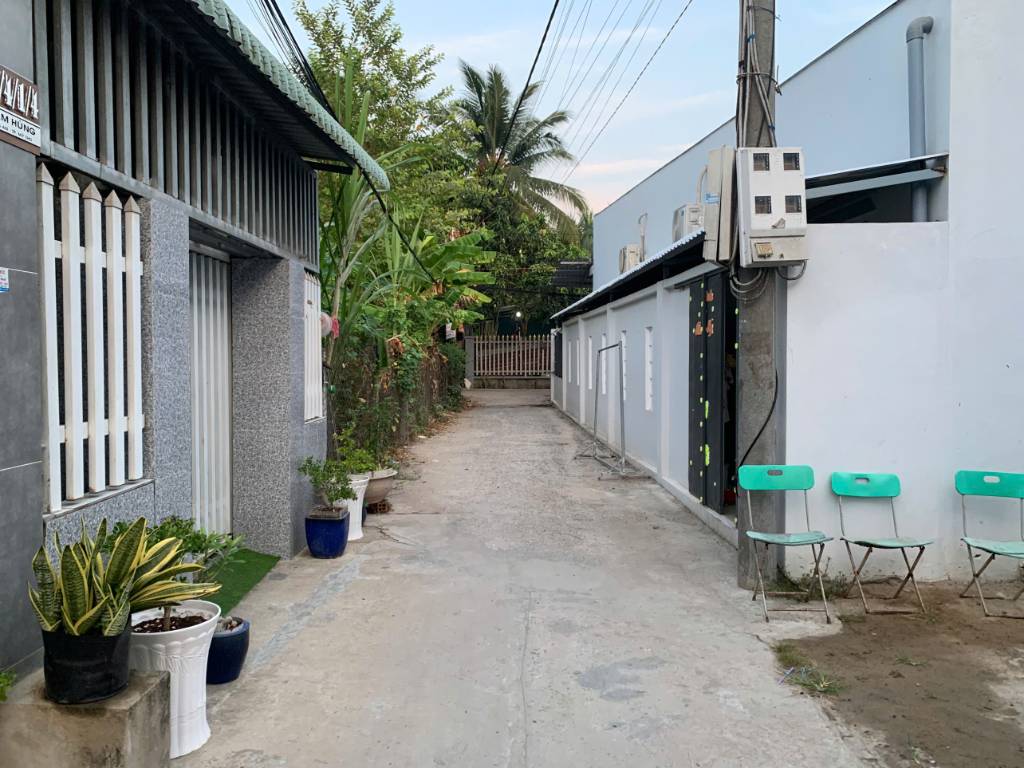 NỀN 55.5M2 ĐƯỜNG XE VF3 PHƯỜNG TRUNG AN HẺM ĐỐI DIỆN CÔNG TY VỤ PHONG