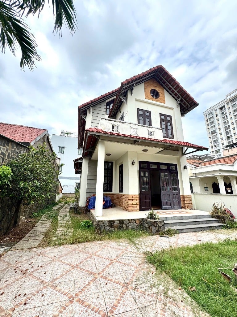 BIỆT THỰ SÂN VƯỜN GẦN ĐẶNG VĂN BI TRƯỜNG THỌ – GA METRO BÌNH THÁI - 256M2 (10x26) – CHỈ 23 TỶ