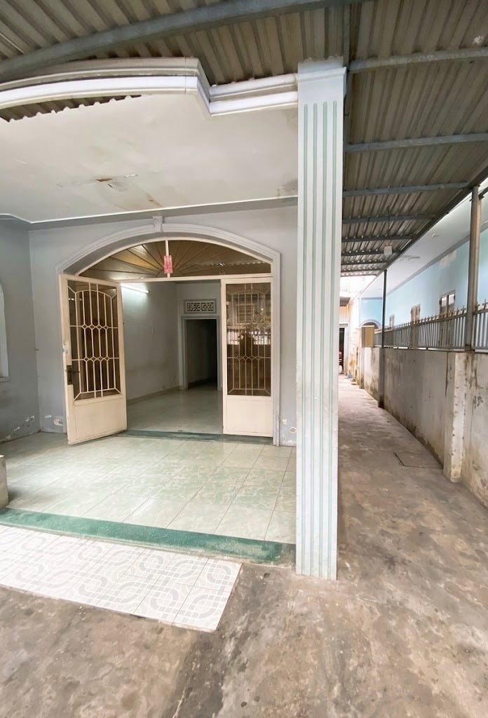 Nhà cấp 4 tiện xây mới ngay trung tâm Quận 7; cạnh cầu Nguyễn Khoái; 153m2 (ngang 6,7m)