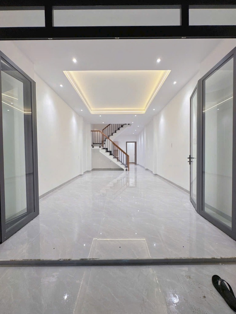 Bán nhà Nguyễn Văn Linh Quận 8, 54m2 3PN, đang cho thuê tháng 12 triệu/tháng, giá 1.54 tỷ