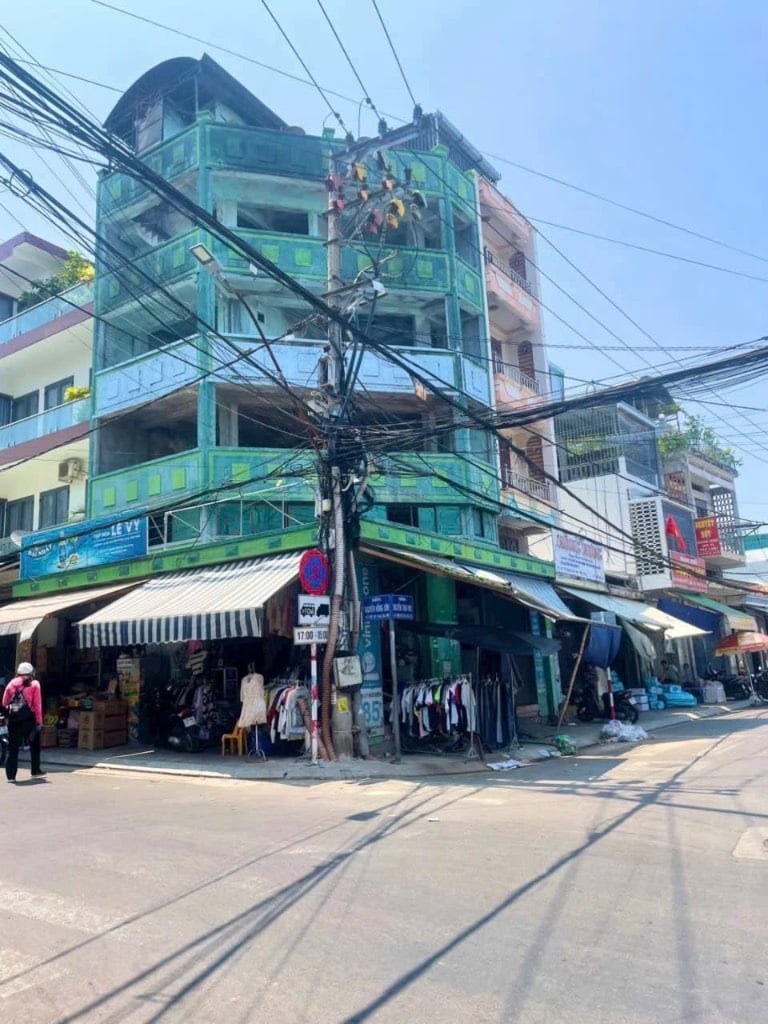 Bán nhà góc 2MT Xương Huân, trung tâm Chợ Đầm Nha Trang, vừa ở vừa kinh doanh, giá tốt