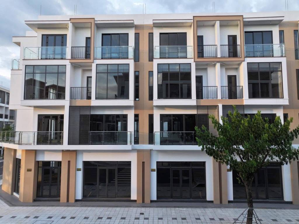 Cần cho thuê nhà phố T&T City Millennia Cần Giuộc Long An, có thang máy, giá chỉ 20 triệu