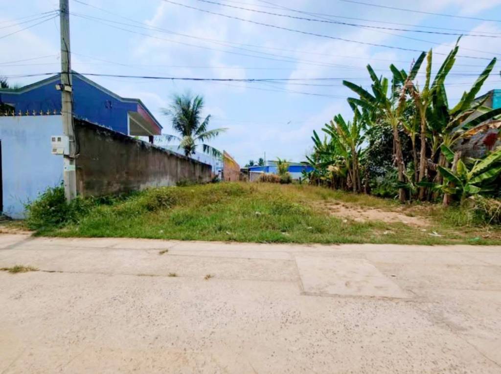 Bán đất thổ cư Mỹ Tho Tiền Giang, gần Quảng Trường, hẻm xe hơi 7 chỗ, cách nhựa 1 đường thẳng