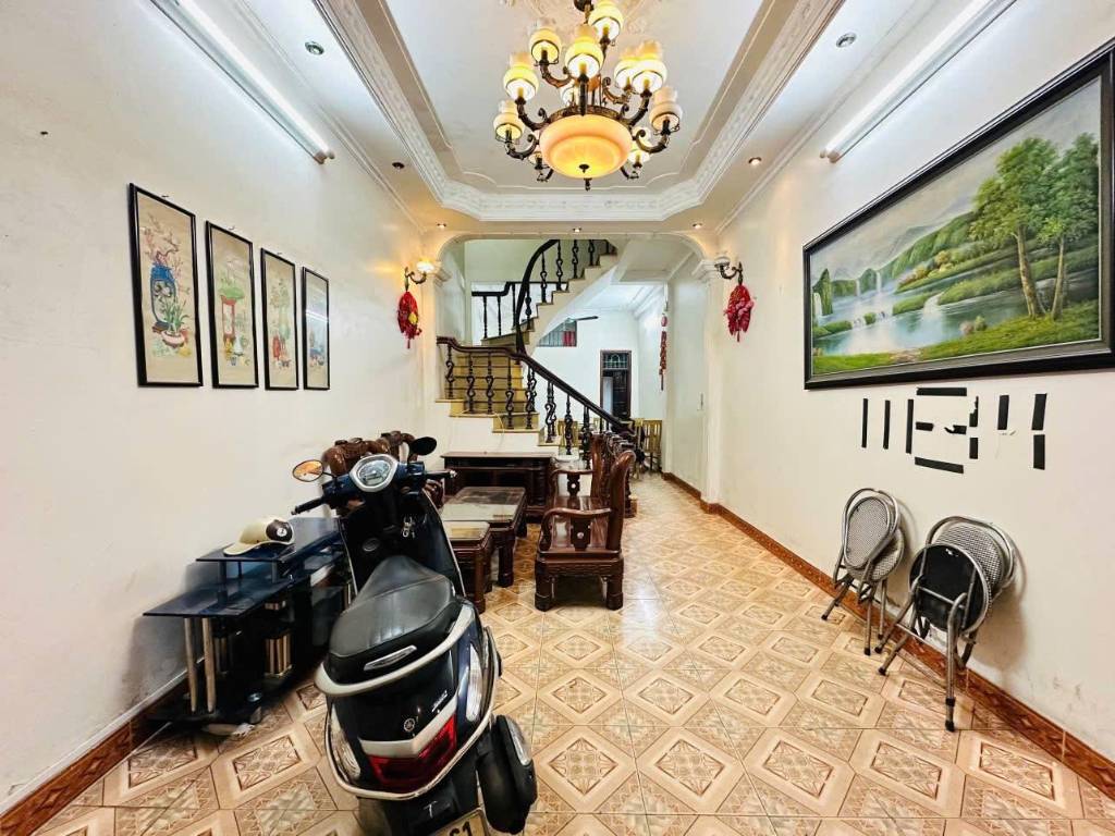 Cho thuê nhà riêng Quan Nhân quận Thanh Xuân 55M x 4T (4 ngủ) SẠCH ĐẸP giá 17 triệu