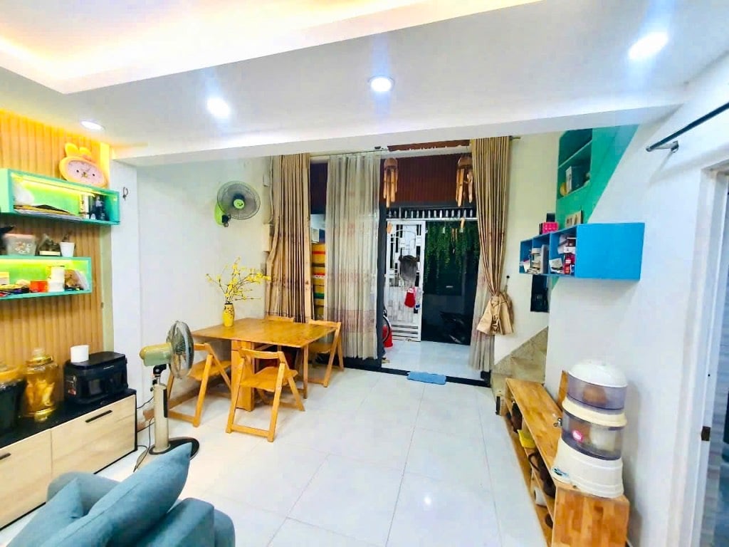 5x7m, BÁN NHÀ 2 TẦNG, HẺM THÔNG 3M, NGUYỄN VĂN QUÁ, Q.12, 2 TỶ nhú