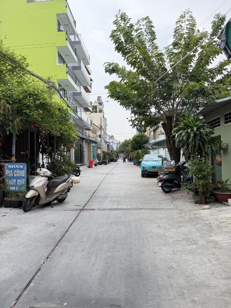 NGỘP ! Bán nhà Hẻm Xe Hơi đường Phan Anh, 130m2 ( 6/9 x 19.5 ) 3 Tầng, 4PN Chính chủ lâu đời