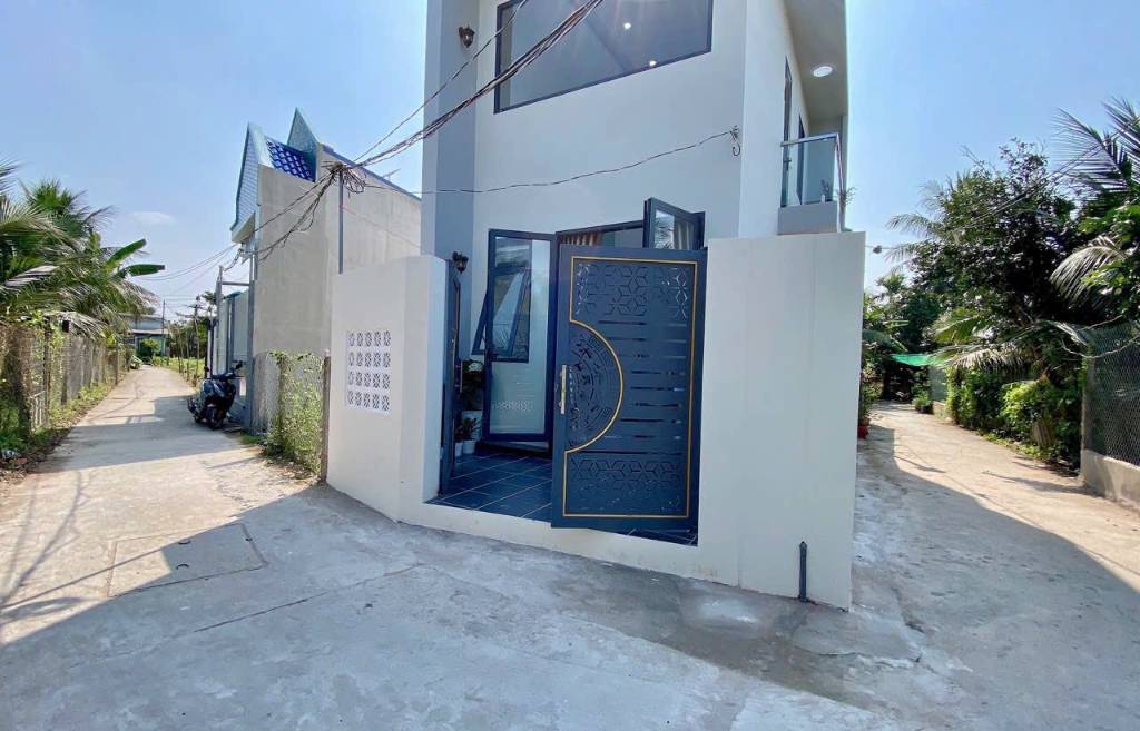 Nhà lầu mới xây dựng hẻm xe 4 chỗ Tân Mỹ Chánh, Tp Mỹ Tho