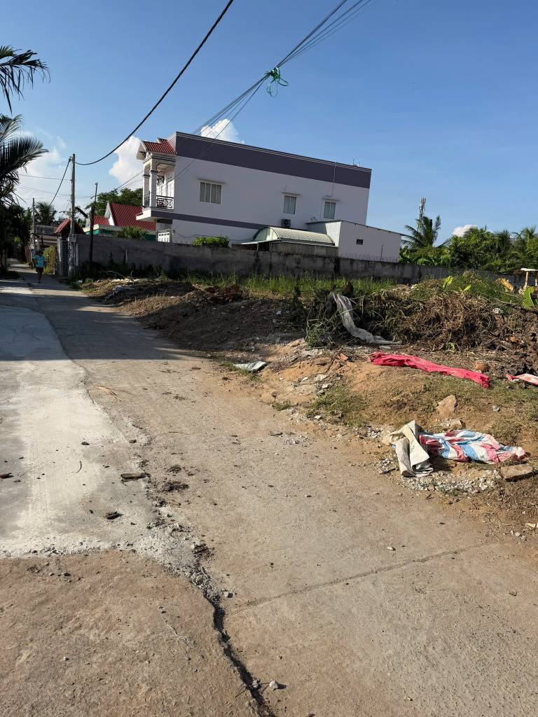 Bán đấtmặt tiền Nguyễn Công Bình, trung tâm Mỹ Tho, full thổ cư, hẻm xe oto 7 chỗ sau lưng
