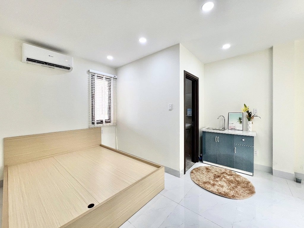 CHO THUÊ PHÒNG CỬA SỔ ĐẦY ĐỦ NỘI THẤT CƠ BẢN NGAY SÁT ĐẠI HỌC VĂN LANG CS3