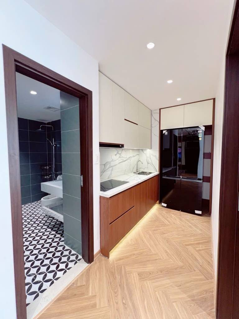 Bán căn hộ 2PN chung cư 54 Hạ Đình, giáp Ngã Tư Sở, nội thất xịn xò, giá tốt