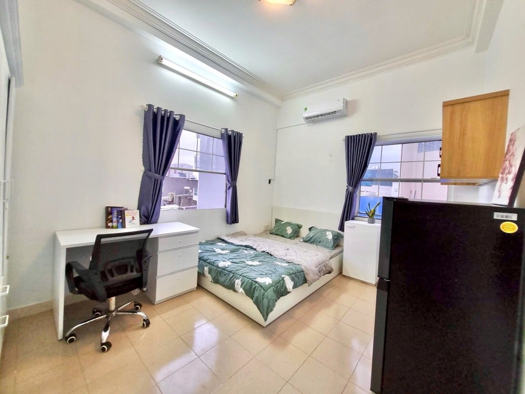 CHO THUÊ PHÒNG CỬA SỔ ĐẦY ĐỦ NỘI THẤT Ở PHAN CHU TRINH BÌNH THẠNH GẦN CHỢ BÀ CHIỂU, NGÃ TƯ HÀNG XANH