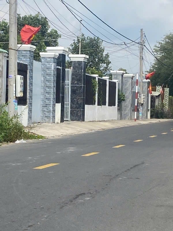BÁN LÔ ĐẤT NGAY TRUNG TÂM XÃ CHÂU PHA GẦN KCN SONADEZI GIÁ CHỈ 1TY150