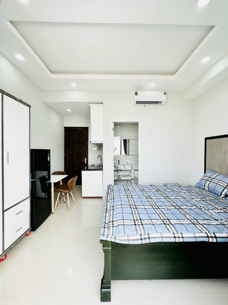 KHAI TRƯƠNG CH BAN CÔNG FULL NỘI THẤT TẠI BẠCH ĐẰNG BÌNH THẠNH GẦN CHỢ BÀ CHIỂU THUẬN TIỆN ĐI Q1, Q3