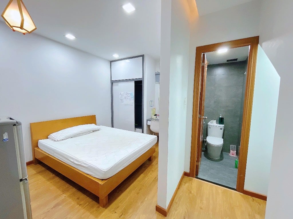 CHO THUÊ PHÒNG CỬA SỔ FULL NỘI THẤT TẠI NGUYỄN CỬU VÂN BÌNH THẠNH GẦN CẦU THỊ NGHÈ GIÁP QUẬN 1, 3