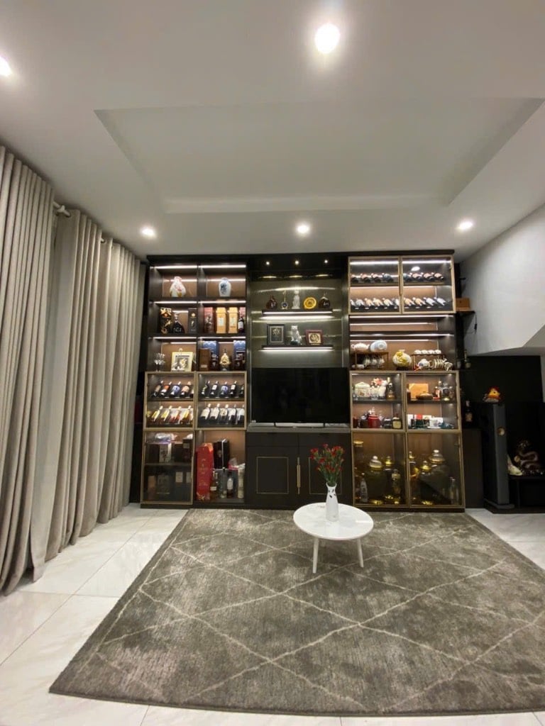 BIỆT THỰ SONG LẬP - LIÊN PHƯỜNG GẦN GLOBAL CITY - 180M2 - HOÀN CÔNG ĐỦ - CHỈ 22.5 TỶ