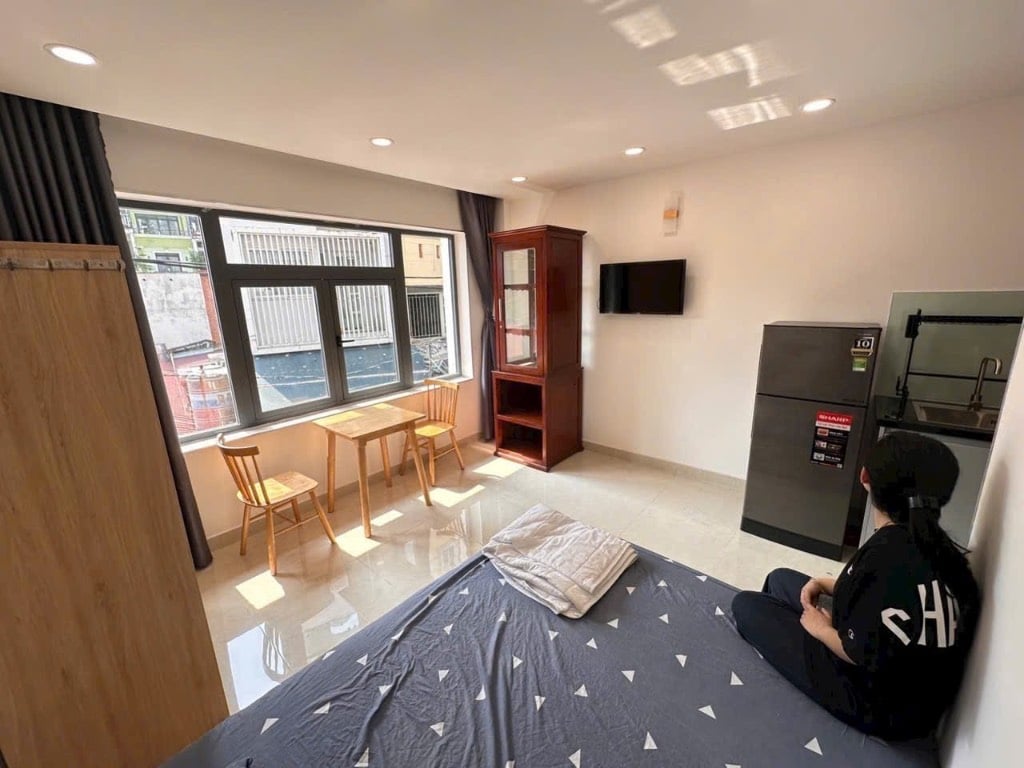 CHO THUÊ CĂN HỘ FULL NỘI THẤT 40m2 SIÊU THOÁNG NGAY CHỢ BÀ CHIỂU- NƠ TRANG LONG- BÌNH THẠNH