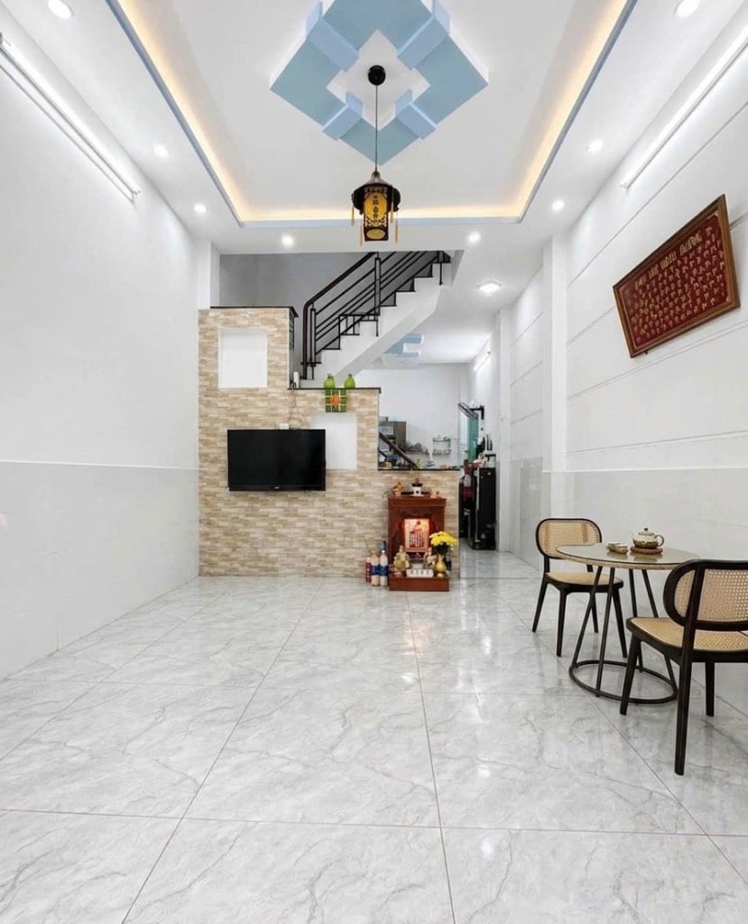 Lê Văn Quới - Mã Lò. DT 48m2. Giá còn thương lượng. Còn 1 căn duy nhất trong phân khúc.