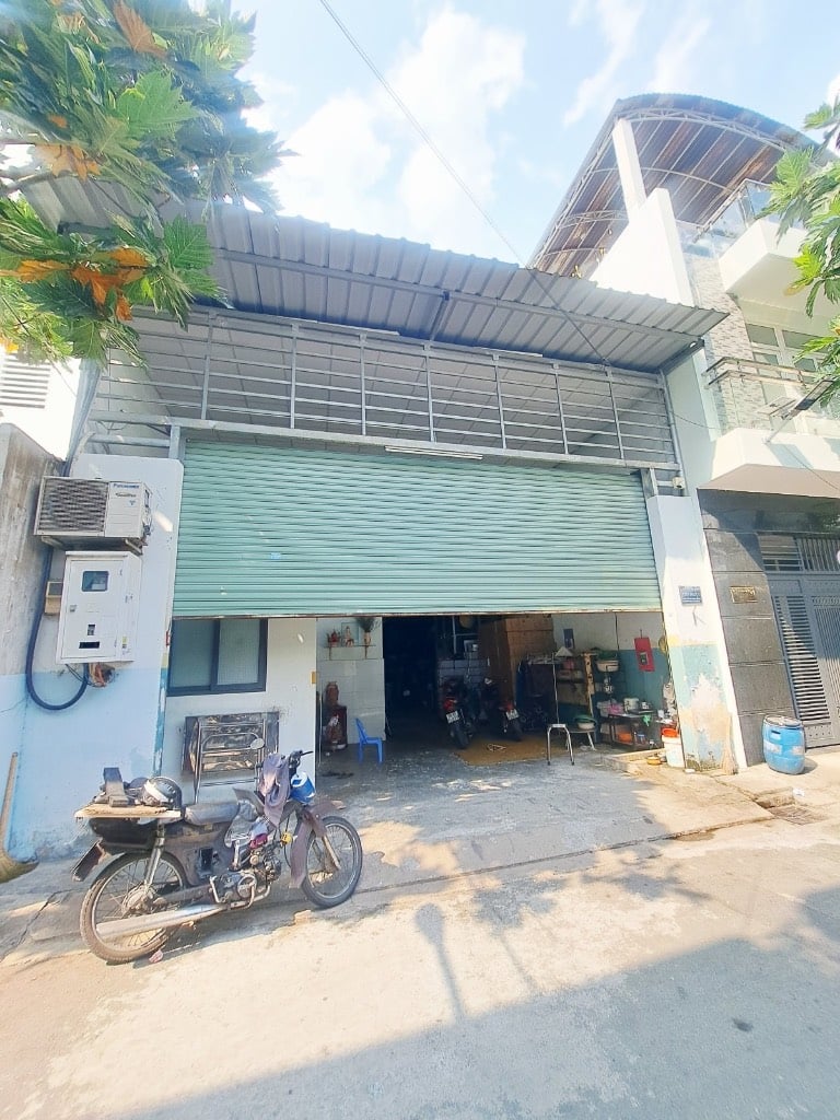 Kho Xưởng Hẻm NHỰA 6M Đường Mã Lò, 128M2 ( 7.4 x 17.3 ) Vuông vức FULL thổ cư, tiện xây mới