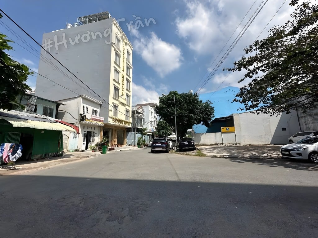 17 tỷ 800 - BÁN KHÁCH SẠN 6 TẦNG (24 phòng) Đường nhánh của ĐƯỜNG TRẦN QUANG KHẢI