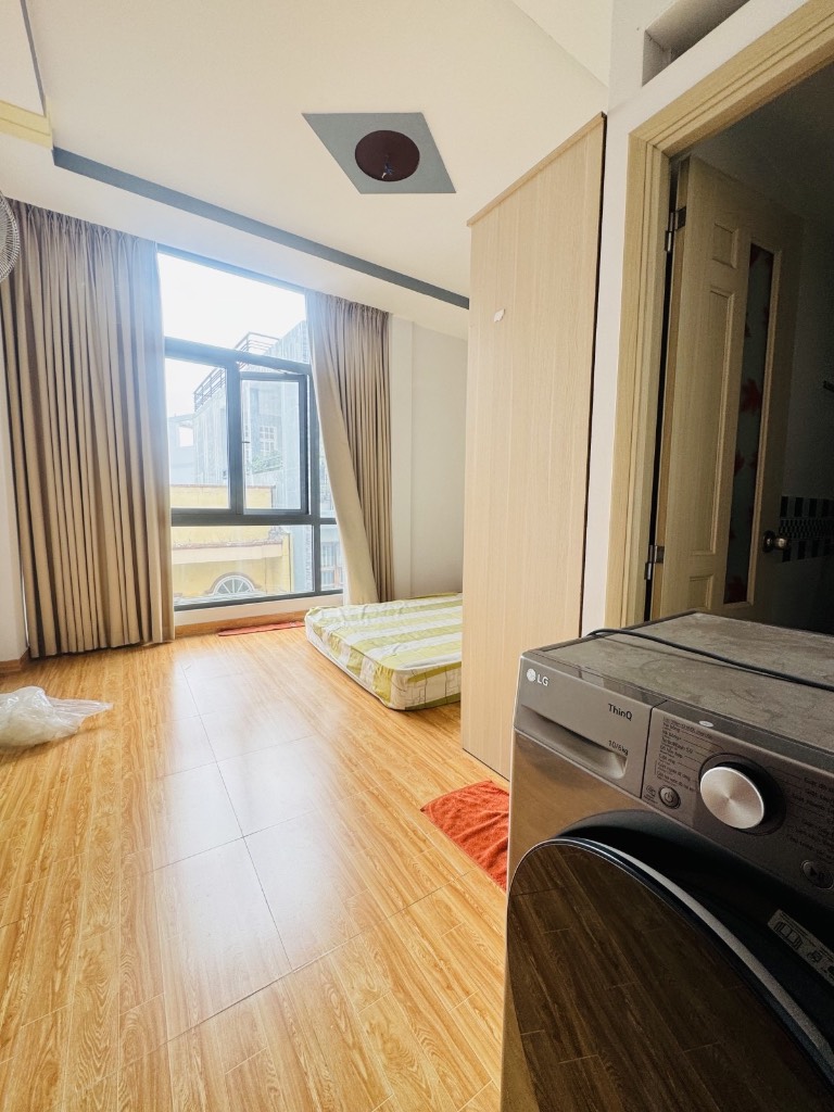 BÁN NHÀ ÂU DƯƠNG LÂN QUẬN 8, 50M² 5 TẦNG NGANG 4.32, 6PN 6WC DÒNG TIỀN 18TR/THÁNG, GIÁ 7.7 TỶ