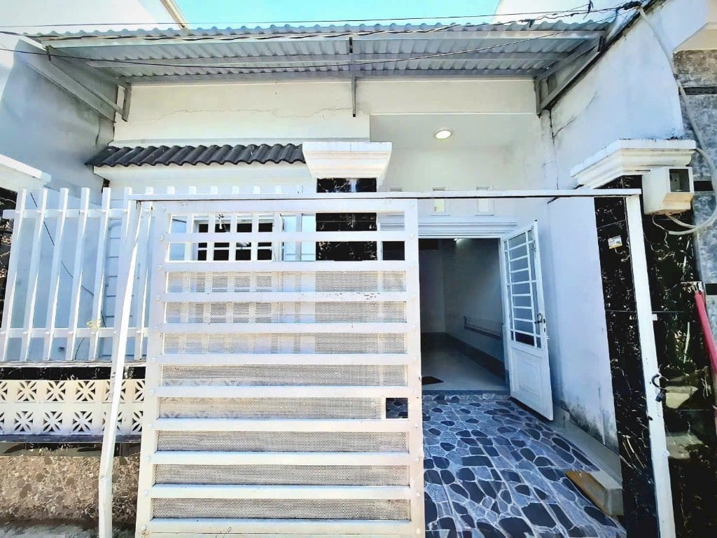 Bán nhà đường Tân Liêm xã Phong Phú Bình Chánh, Diện tích 47m2 nhà 3PN