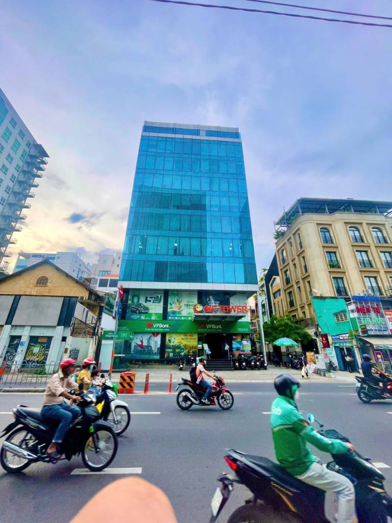 BÁN TÒA NHÀ NGUYỄN THỊ MINH KHAI, QUẬN 1, KHAN HIẾM 18MX19M HẦM 10 TẦNG