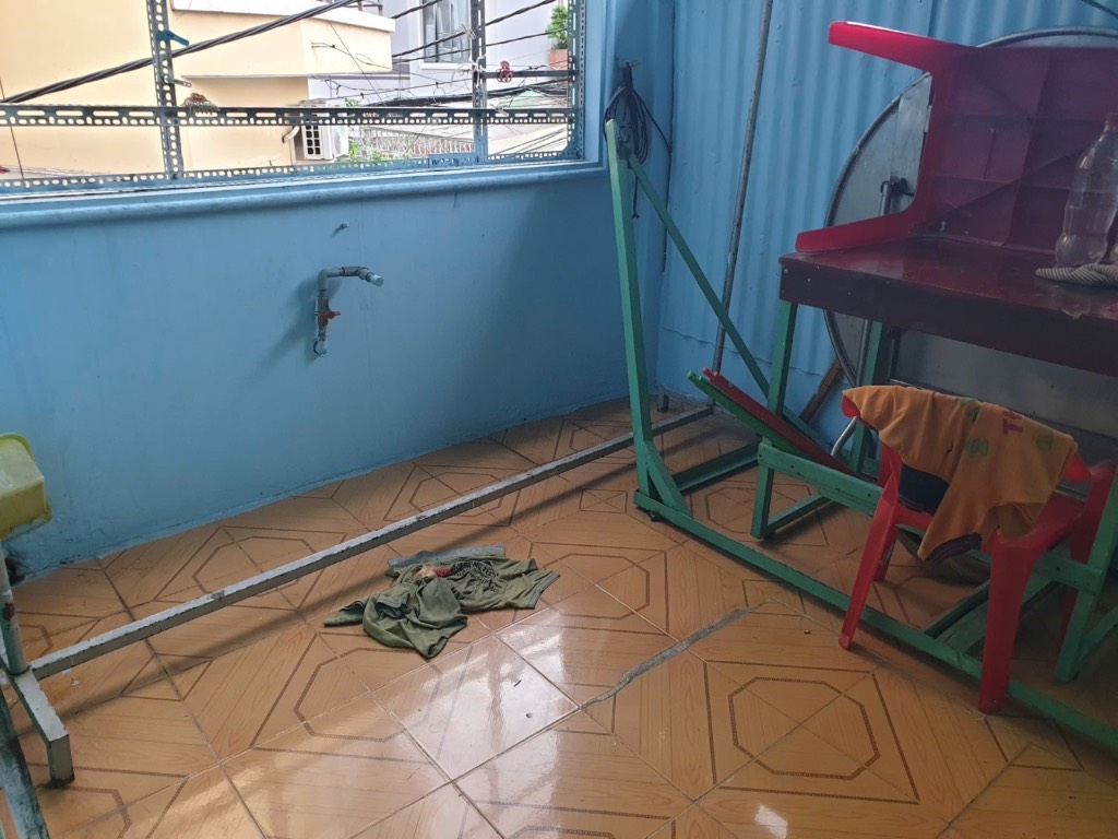 BÁN NHÀ NGUYỄN THỊ THẬP, QUẬN 7, DT 54M²,Ô TÔ ĐỖ CỬA, 2PN, GIÁ 5,35 TỶ