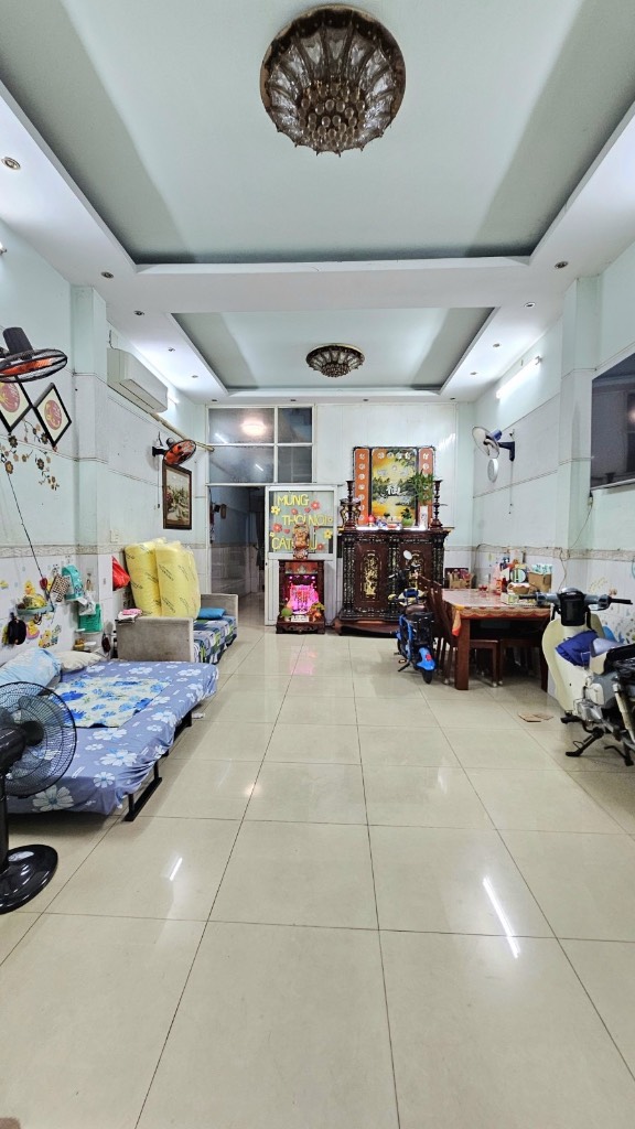 Bán nhà mặt tiền Đường số 4 Tân Tạo, Bình Tân, diện tích 90m² nhà 6PN, giá 8.9 tỷ