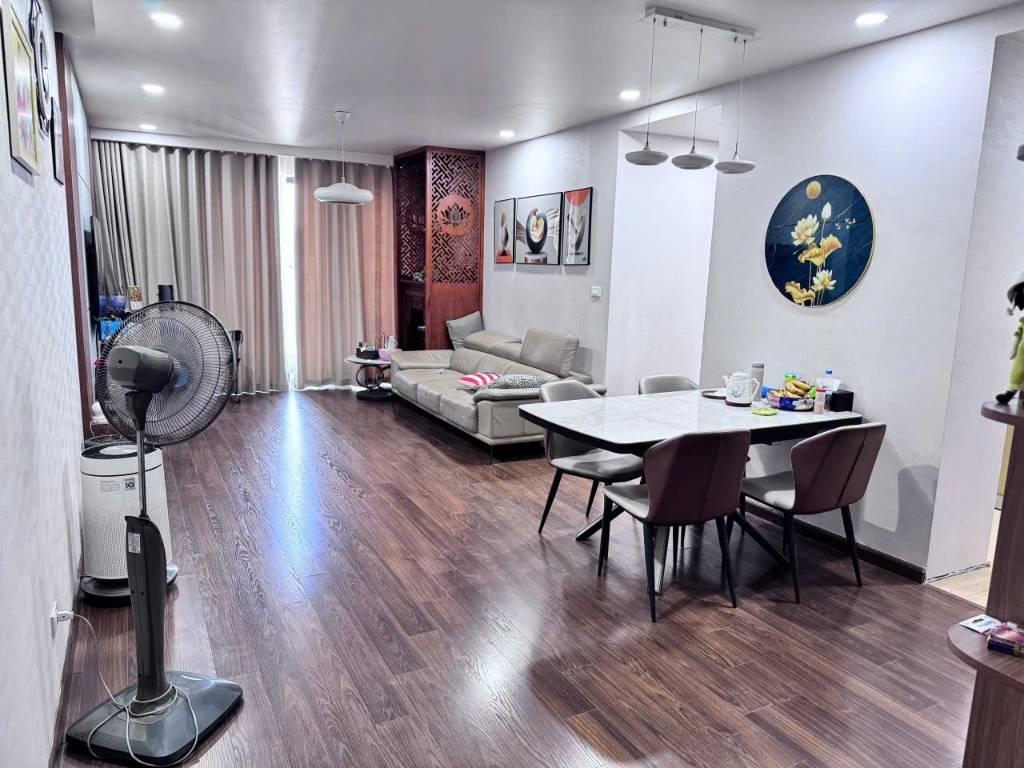 Bán căn hộ Five Star Garden Thanh Xuân, lô góc 3 ngủ, giáp Vành Đai 3, DT 98m2, giá 9,3 tỷ