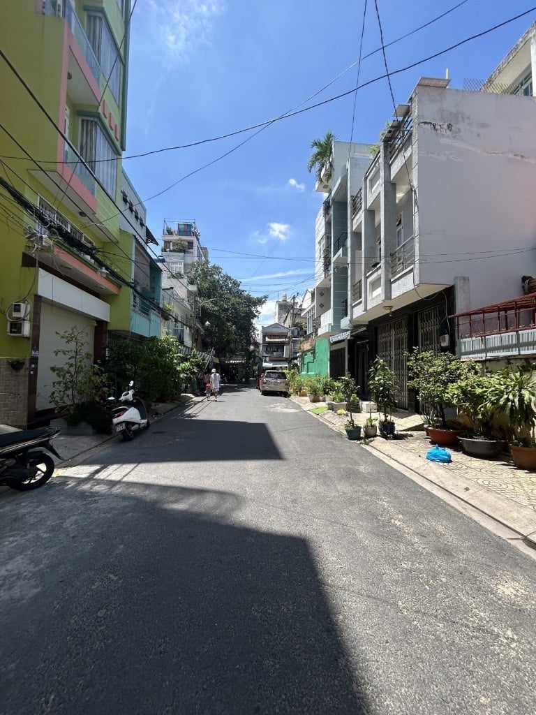 thuviennhadat.vn