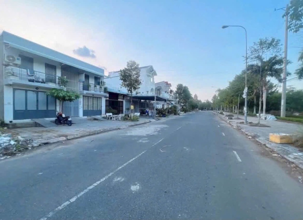 BÁN DÃY TRỌ KDC VẠN PHÚ, BÌNH CHÁNH, 10P+ 2KIOT GẦN CÔNG TY KHOAN NGHỊ