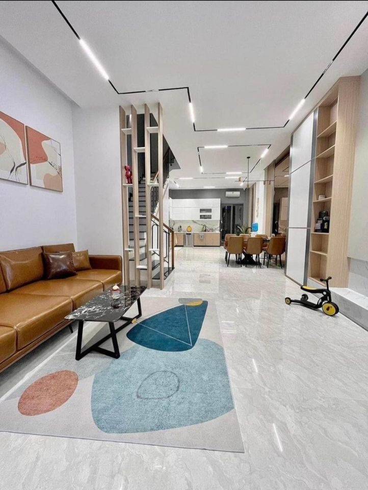 Bán nhà ngay vòng xoay An Lạc, Bình Chánh, đang cho thuê 14 tr/tháng, dt 5mx18,6m