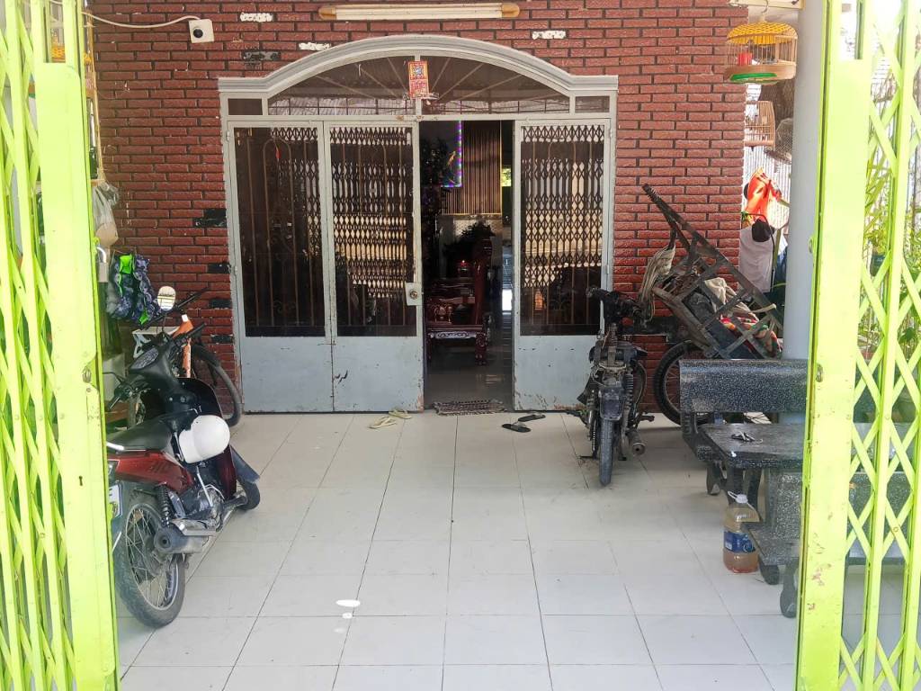 thuviennhadat.vn