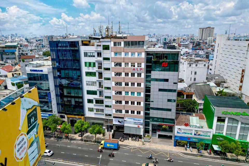 thuviennhadat.vn