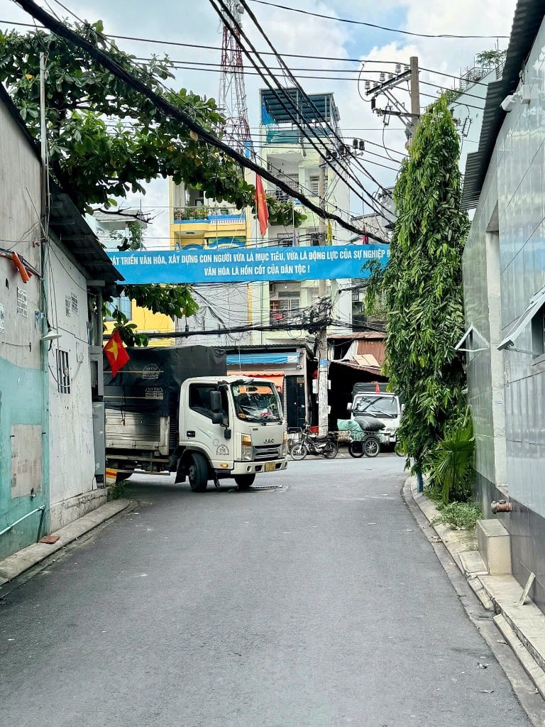 thuviennhadat.vn