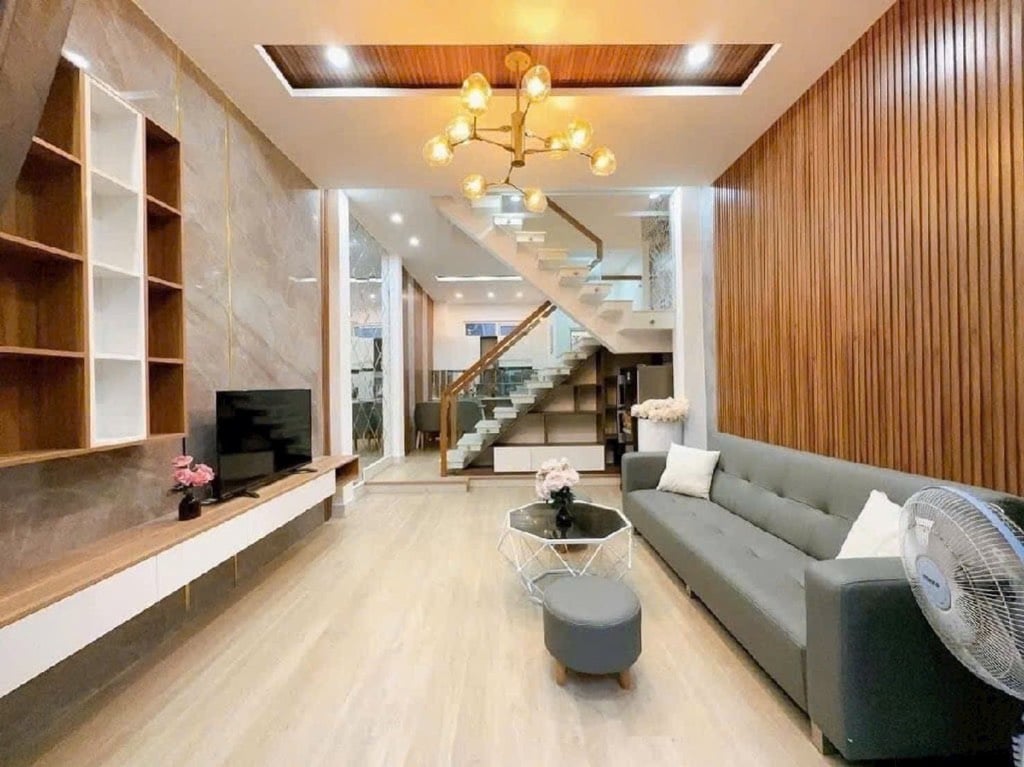 BÁN NHÀ 3 TẦNG Ô TÔ ĐIỆN BIÊN PHỦ, HẢI CHÂU, 4 PHÒNG NGỦ NHỈNH 5 TỶ, GẦN AEON MALL