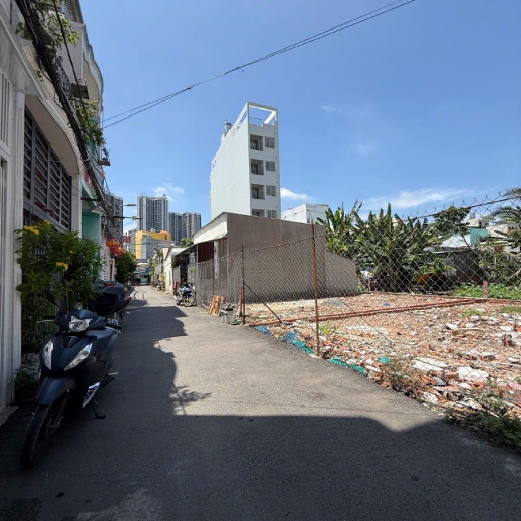 Bán đất lô nhì hẻm 6m Tân Mỹ, Tân Thuận Quận 7, vị trí tiềm năng, giá 8.9 tỷ
