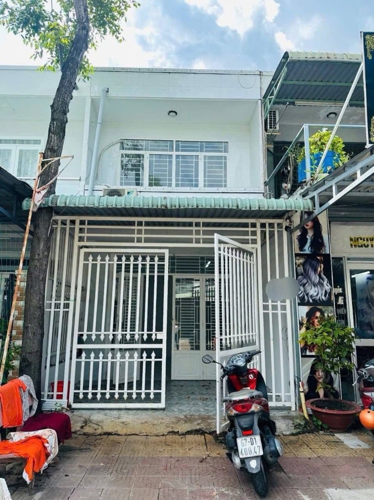 thuviennhadat.vn