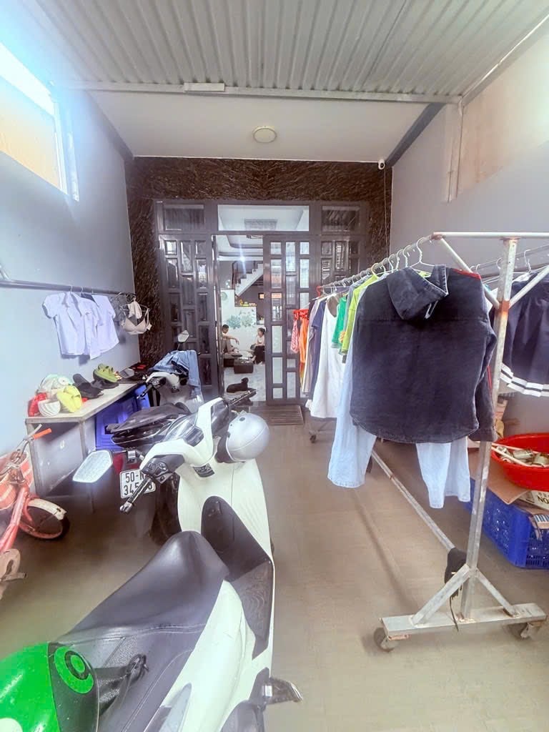 Bán nhà Nguyễn Thị Tú Bình Tân, dt 80m2 nở hậu, nhà 4PN, full nội thất, giá 5,5 tỷ