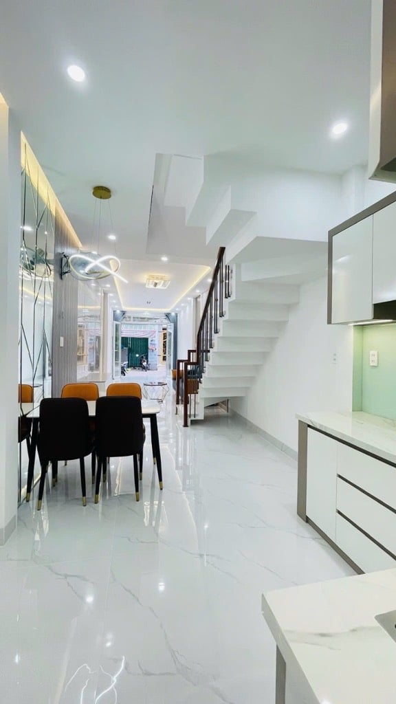 Bán nhà mới xây Lê Trọng Tấn Tân Phú, dt 55m2, full nội thất mua xong, ở ngay