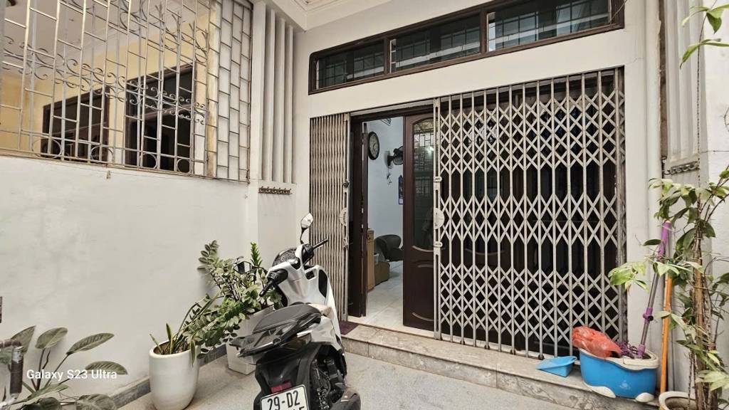 Bán nhà Điện Biên Ba Đình, DT 60m2 4 tầng 5 phòng gần Trần Phú, SĐCC, giá 16,5 tỷ