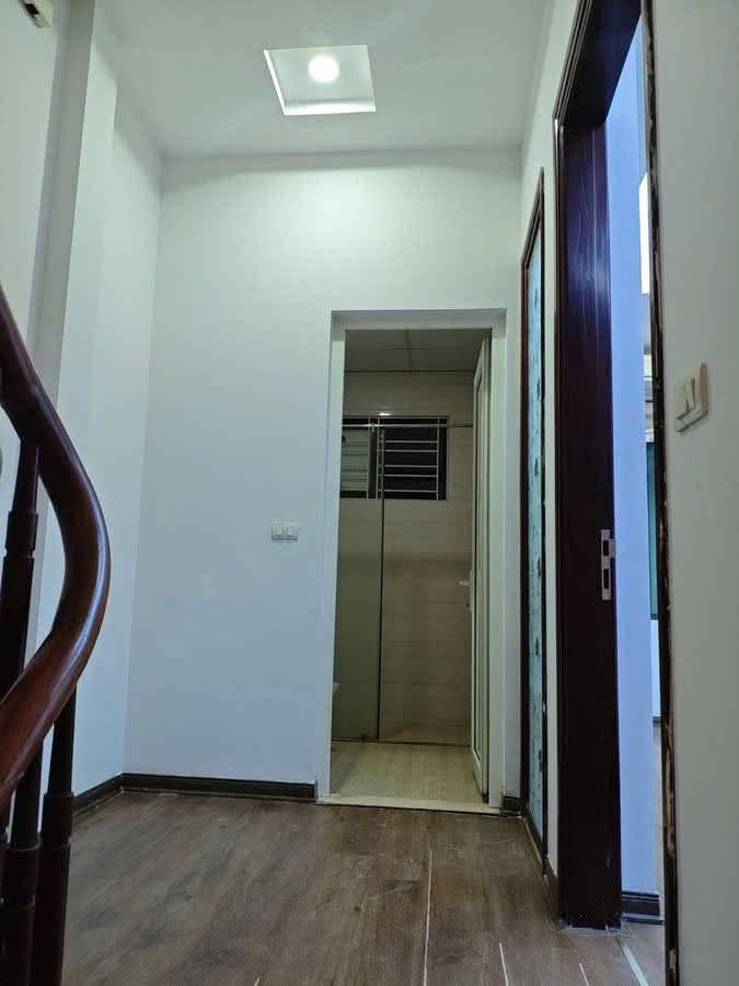 Cho thuê nhà tại ngõ 14 	Hồ Đắc Di,  Đống Đa, dt 45m2, giá 18 triệu/tháng