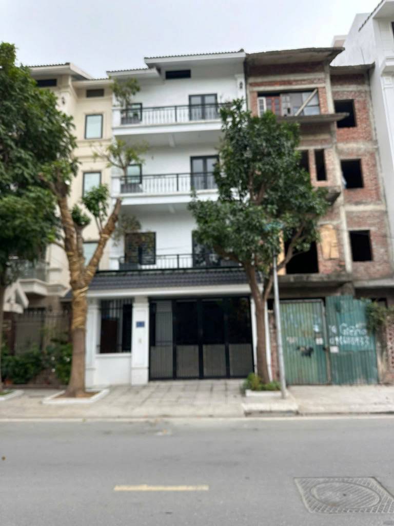 Cho thuê nhà liền kề KĐT VP Quốc Hội Xuân Phương, Trịnh Văn Bô, 4 tầng có thang máy 28 triệu/tháng