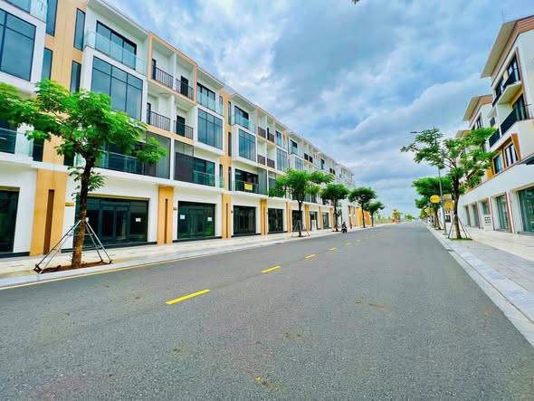 Bán căn shophouse T&T City Millennia - Long Hậu, vị trí đẹp - trục đường lớn